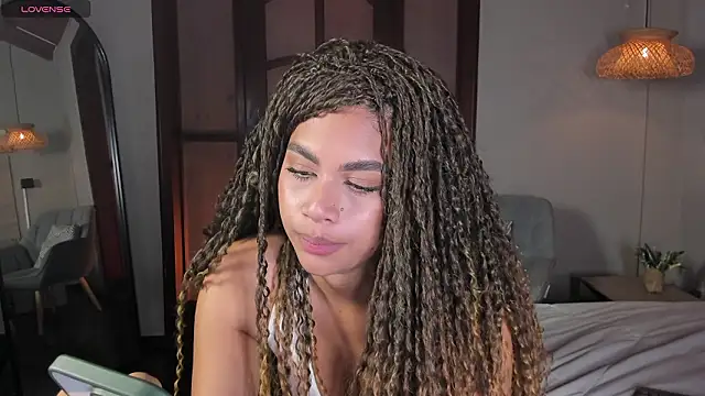 Snapshot of nayah__ chatting on March 14, 2026, 8:37 pm nayah online show from March 14, 2026, 8:37 pm