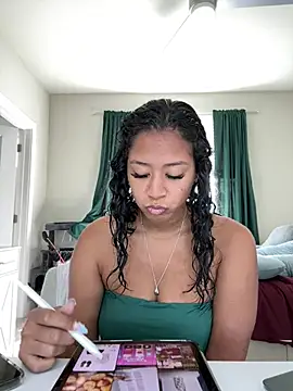 Snapshot of VanessaBling chatting on August 1, 2026, 3:21 pm VanessaBling online show from August 1, 2026, 3:21 pm