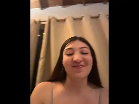 Valengarcia  online show from June 3, 2026, 1:39 am