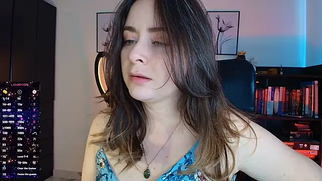 Snapshot of miss_seline chatting on August 8, 2026, 9:11 pm miss seline online show from August 8, 2026, 9:11 pm