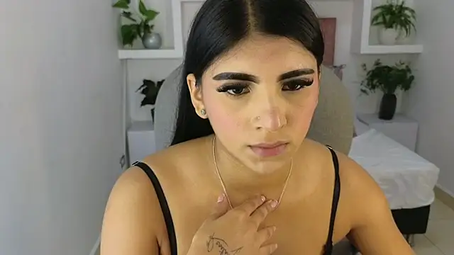 Snapshot of maiaa_ruiz chatting on June 19, 2026, 12:44 pm maiaa ruiz online show from June 19, 2026, 12:44 pm