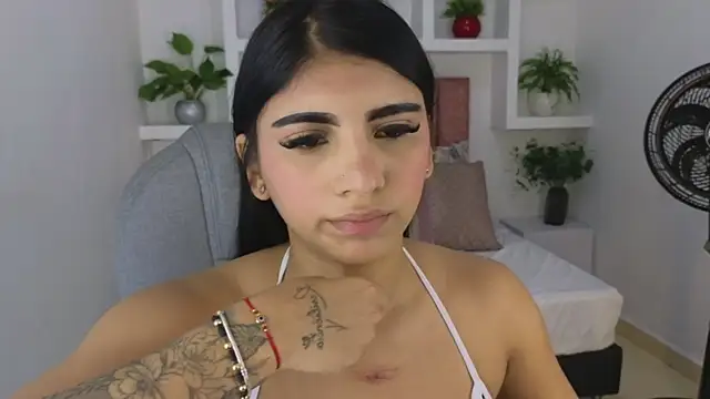 Snapshot of maiaa_ruiz chatting on July 2, 2026, 1:39 pm maiaa ruiz online show from July 2, 2026, 1:39 pm