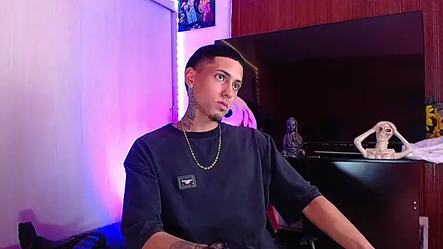 Snapshot of Liam_lee chatting on December 4, 2025, 6:29 pm Liam lee online show from December 4, 2025, 6:29 pm