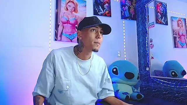 Snapshot of Liam_lee chatting on October 30, 2025, 2:04 pm Liam lee online show from October 30, 2025, 2:04 pm