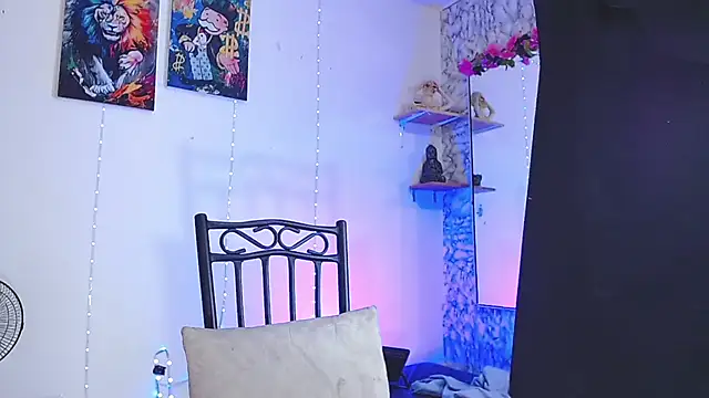 Snapshot of Liam_lee chatting on October 23, 2025, 1:43 pm Liam lee online show from October 23, 2025, 1:43 pm