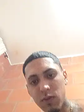 Snapshot of Liam_lee chatting on November 22, 2025, 4:22 am Liam lee online show from November 22, 2025, 4:22 am