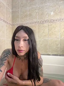 Snapshot of Juana_777 chatting on November 20, 2025, 8:04 am Juana 777 online show from November 20, 2025, 8:04 am