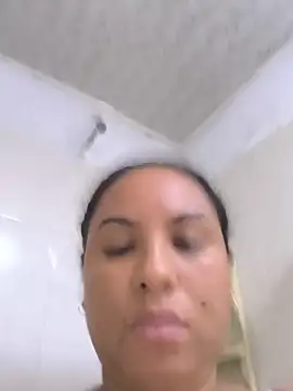 Francesca ferrari online show from May 20, 2026, 2:03 pm
