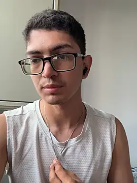 TylerWhite  online show from May 4, 2026, 4:32 pm