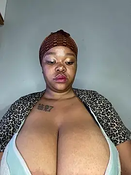 Snapshot of Mandy-101 chatting on November 13, 2025, 6:06 am Mandy-101 online show from November 13, 2025, 6:06 am