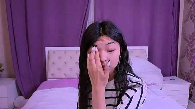 Shy Kira online show from February 19, 2025, 12:22 pm