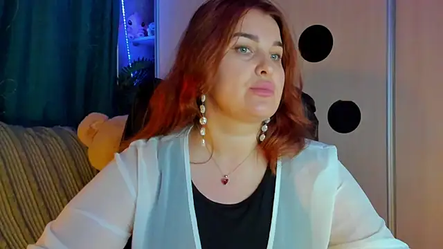 CoraSwon online show from April 29, 2026, 5:22 am