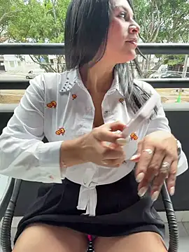 Snapshot of Sofia_Convers chatting on July 4, 2026, 2:32 pm Sofia Convers online show from July 4, 2026, 2:32 pm