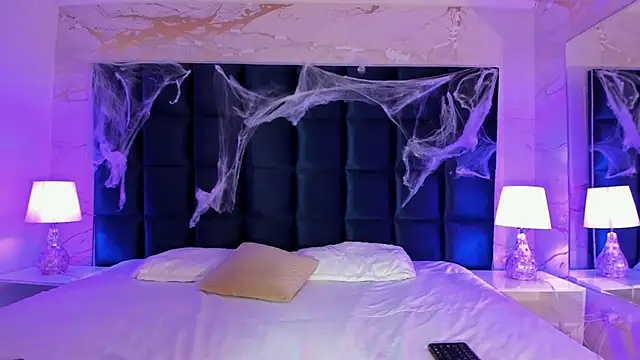 Maxim-Walker online show from October 30, 2025, 3:16 am