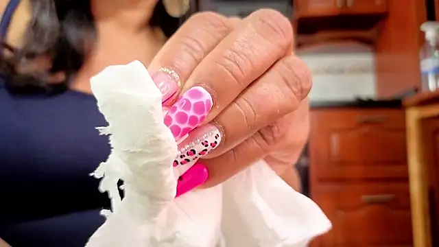 AmberNix online show from March 19, 2026, 1:55 pm