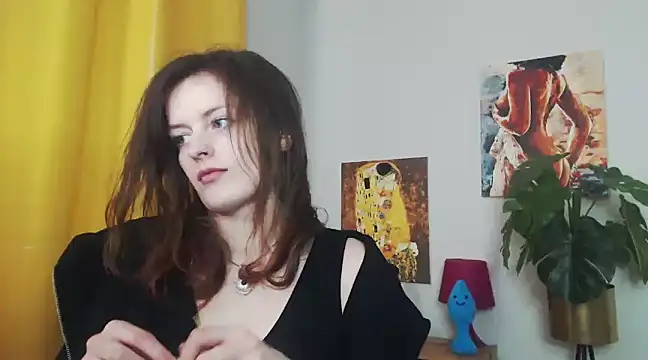 Snapshot of juicyNadine chatting on February 25, 2025, 9:31 am juicyNadine online show from February 25, 2025, 9:31 am