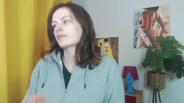 Snapshot of juicyNadine chatting on November 17, 2025, 5:44 am juicyNadine online show from November 17, 2025, 5:44 am