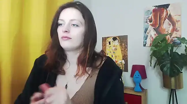 Snapshot of juicyNadine chatting on February 24, 2025, 6:16 am juicyNadine online show from February 24, 2025, 6:16 am