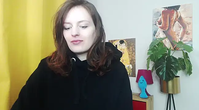 Snapshot of juicyNadine chatting on February 17, 2025, 6:20 am juicyNadine online show from February 17, 2025, 6:20 am