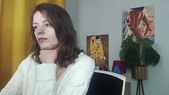 Snapshot of juicyNadine chatting on October 7, 2025, 4:46 am juicyNadine online show from October 7, 2025, 4:46 am