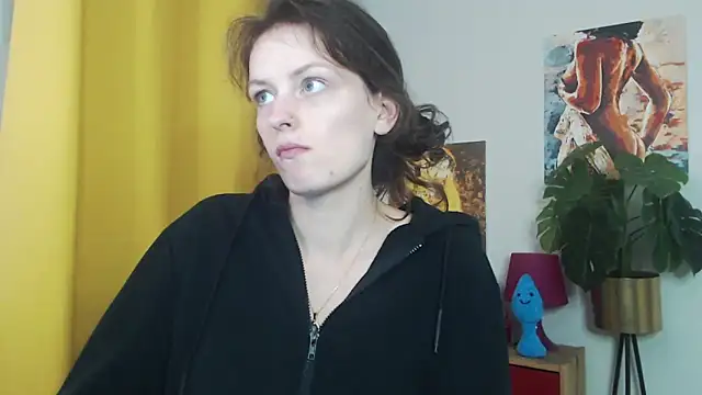 Snapshot of juicyNadine chatting on September 16, 2025, 4:35 am juicyNadine online show from September 16, 2025, 4:35 am