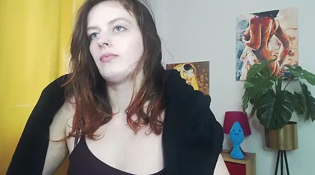 Snapshot of juicyNadine chatting on March 18, 2025, 12:28 pm juicyNadine online show from March 18, 2025, 12:28 pm