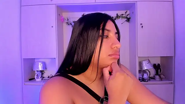 Snapshot of CANDYGABYY chatting on August 1, 2026, 8:18 pm CANDYGABYY online show from August 1, 2026, 8:18 pm
