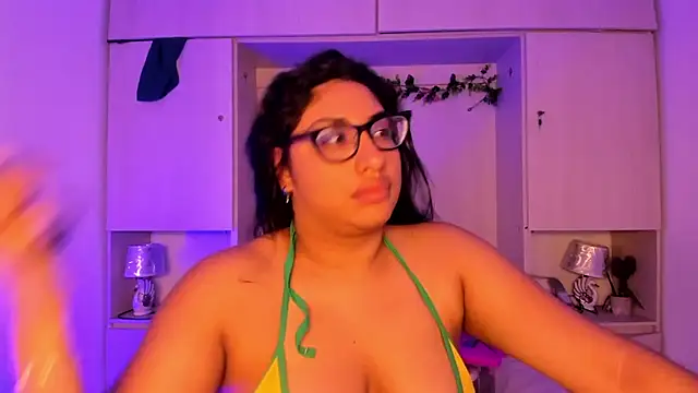 Snapshot of CANDYGABYY chatting on July 18, 2026, 8:06 pm CANDYGABYY online show from July 18, 2026, 8:06 pm