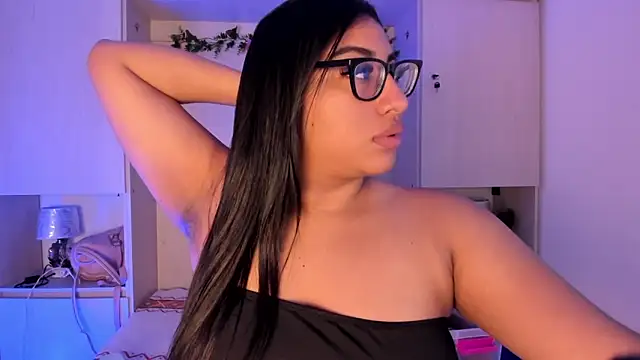 Snapshot of CANDYGABYY chatting on June 1, 2026, 7:57 pm CANDYGABYY online show from June 1, 2026, 7:57 pm
