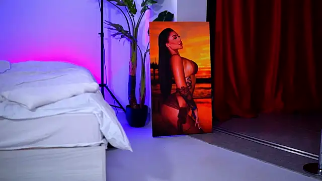 Snapshot of NatyDesiree chatting on November 12, 2025, 10:30 am NatyDesiree online show from November 12, 2025, 10:30 am