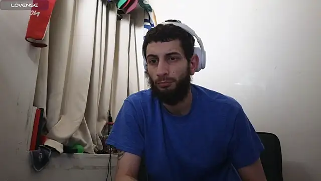 Snapshot of pantslesstraveler_plt chatting on December 30, 2024, 11:49 pm pantslesstraveler plt online show from December 30, 2024, 11:49 pm