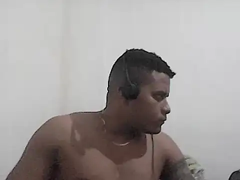 SaucyAffair0 online show from January 2, 2025, 12:23 am