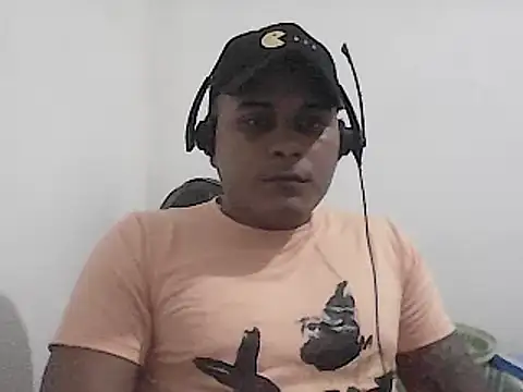 SaucyAffair0 online show from January 5, 2025, 12:09 am