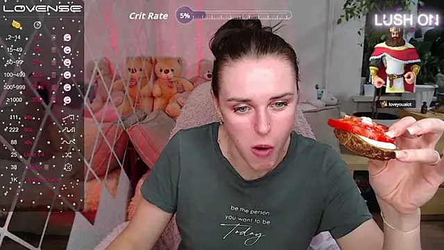 Bella  Swoon online show from September 27, 2025, 2:56 pm