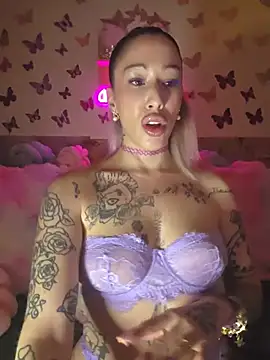 Chachou000 online show from July 31, 2026, 10:07 pm