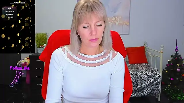 Snapshot of Anita_Tayson chatting on December 15, 2025, 7:36 am Anita Tayson online show from December 15, 2025, 7:36 am