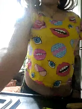 LuisaFernanda170823 online show from September 29, 2025, 12:17 am