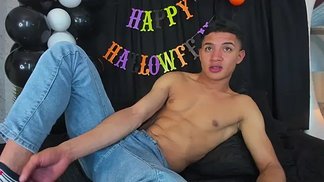 Snapshot of ALAN_SANTHOS chatting on October 31, 2025, 5:15 am ALAN SANTHOS online show from October 31, 2025, 5:15 am