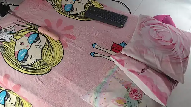 Snapshot of zaleya_mateus chatting on March 17, 2026, 1:14 pm zaleya mateus online show from March 17, 2026, 1:14 pm