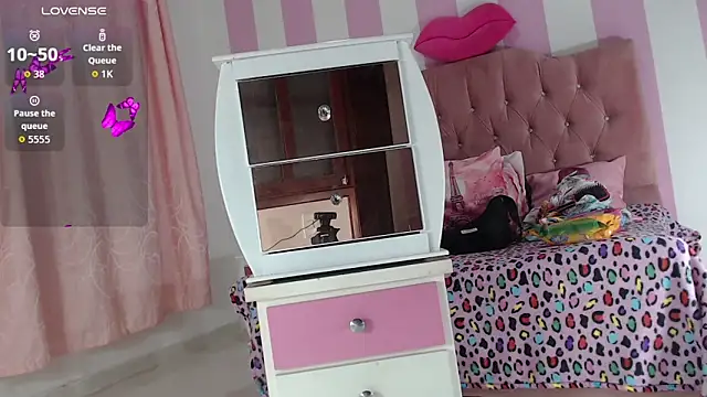 zaleya mateus online show from November 13, 2025, 1:09 am