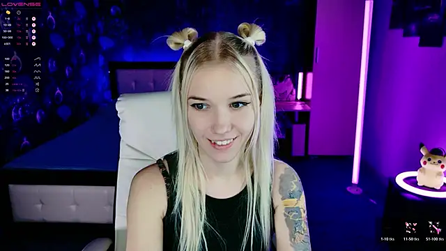 ShhhO O online show from November 25, 2025, 2:28 pm