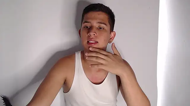 Snapshot of harold_18_ chatting on October 7, 2025, 5:47 pm harold 18 online show from October 7, 2025, 5:47 pm