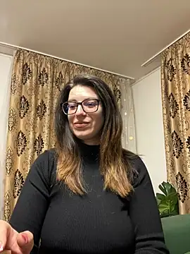 Snapshot of NadiraNoor chatting on April 2, 2026, 9:54 pm NadiraNoor online show from April 2, 2026, 9:54 pm