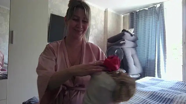 Snapshot of WindChristy chatting on July 27, 2026, 11:39 am WindChristy online show from July 27, 2026, 11:39 am