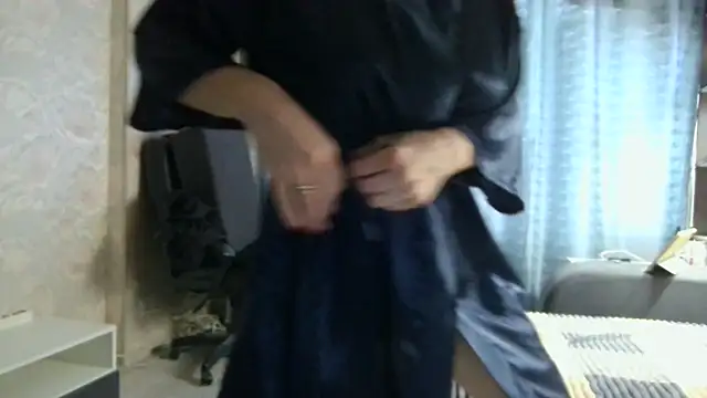 Snapshot of WindChristy chatting on November 17, 2025, 9:57 am WindChristy online show from November 17, 2025, 9:57 am