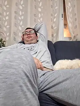 Snapshot of Javier_bear chatting on March 20, 2026, 10:33 pm Javier bear online show from March 20, 2026, 10:33 pm