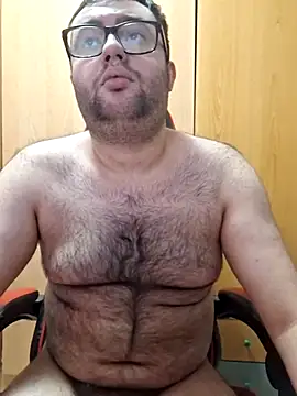 Snapshot of Javier_bear chatting on March 10, 2026, 2:10 pm Javier bear online show from March 10, 2026, 2:10 pm