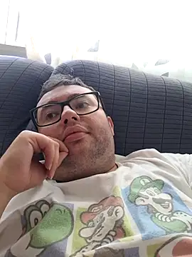 Snapshot of Javier_bear chatting on June 1, 2026, 3:00 pm Javier bear online show from June 1, 2026, 3:00 pm