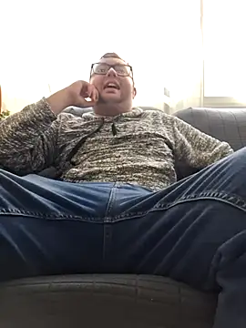 Snapshot of Javier_bear chatting on February 12, 2026, 2:06 pm Javier bear online show from February 12, 2026, 2:06 pm