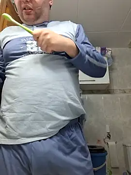 Snapshot of Javier_bear chatting on March 23, 2026, 2:17 pm Javier bear online show from March 23, 2026, 2:17 pm